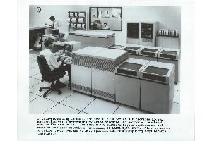 Hewlett-Packard - HP 3000