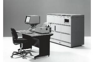 Nixdorf - New compact designe of the IBM-compatible 8890 system