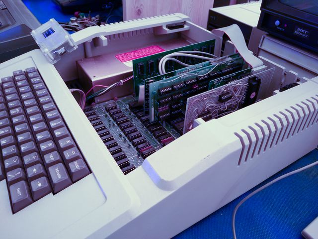 Apple //e con scheda Alpha Syntauri